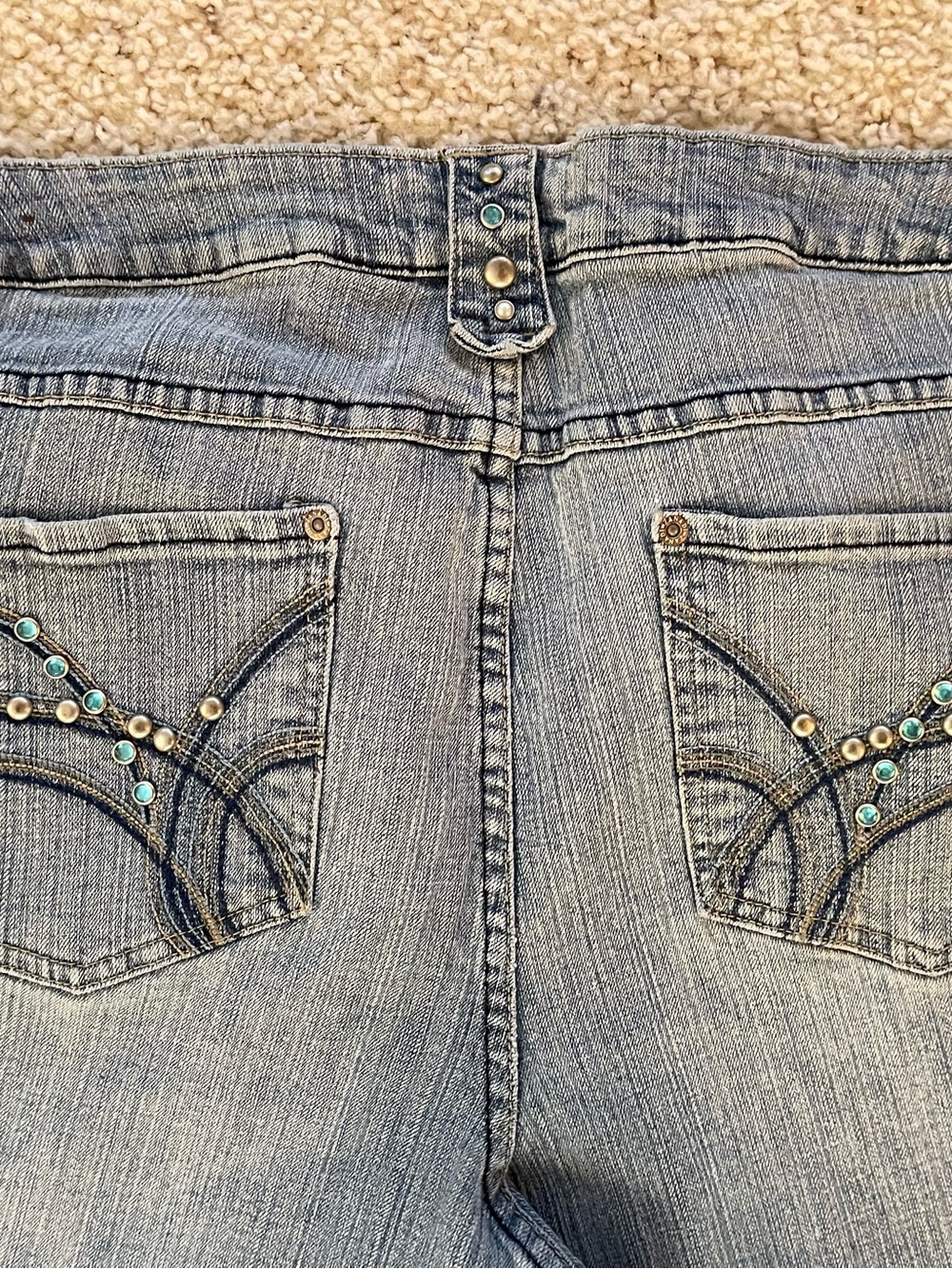 Y2K Zanda DI Women's Capris Sz 20 Studded Actual Cuffed 40W 19L 12Rise